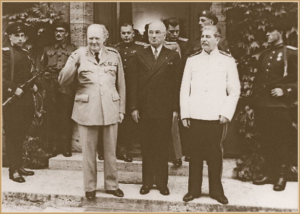 У. Черчилль, Г. Трумэн и И.В. Сталин..gif